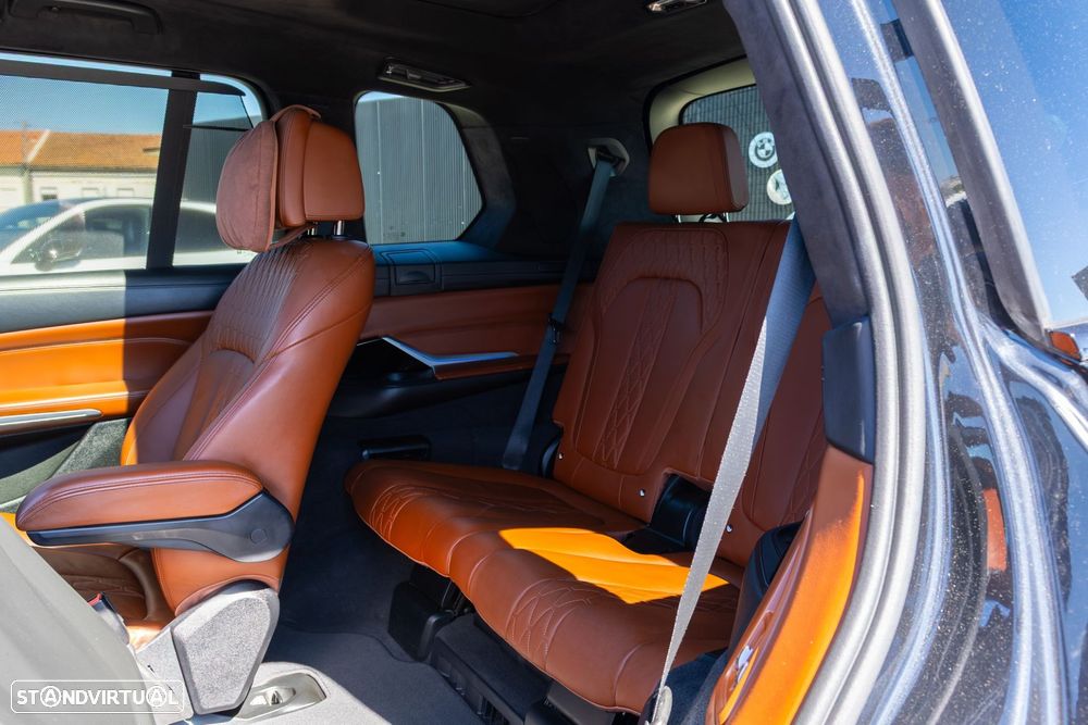 BMW X7 M50d - 17