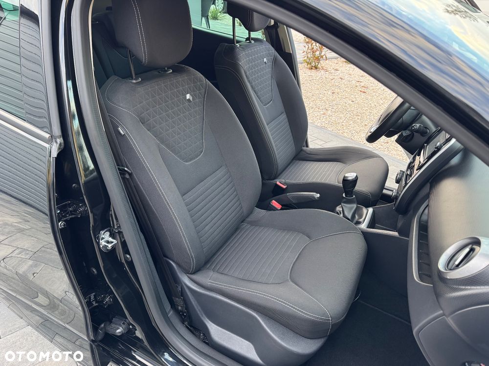 Renault Clio 1.2 16V 75 Limited - 26