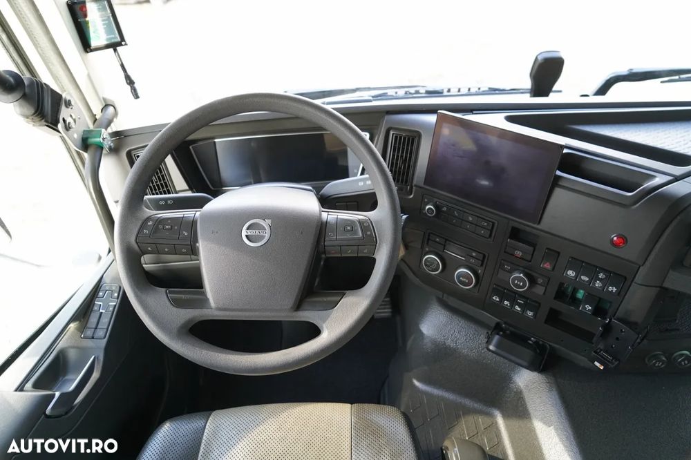 Volvo FMX 550 / 6x4 / BASCULATOR / BASCULANTĂ / HARDOX / HAYON HIDRAULIC / EURO 6 / - 30