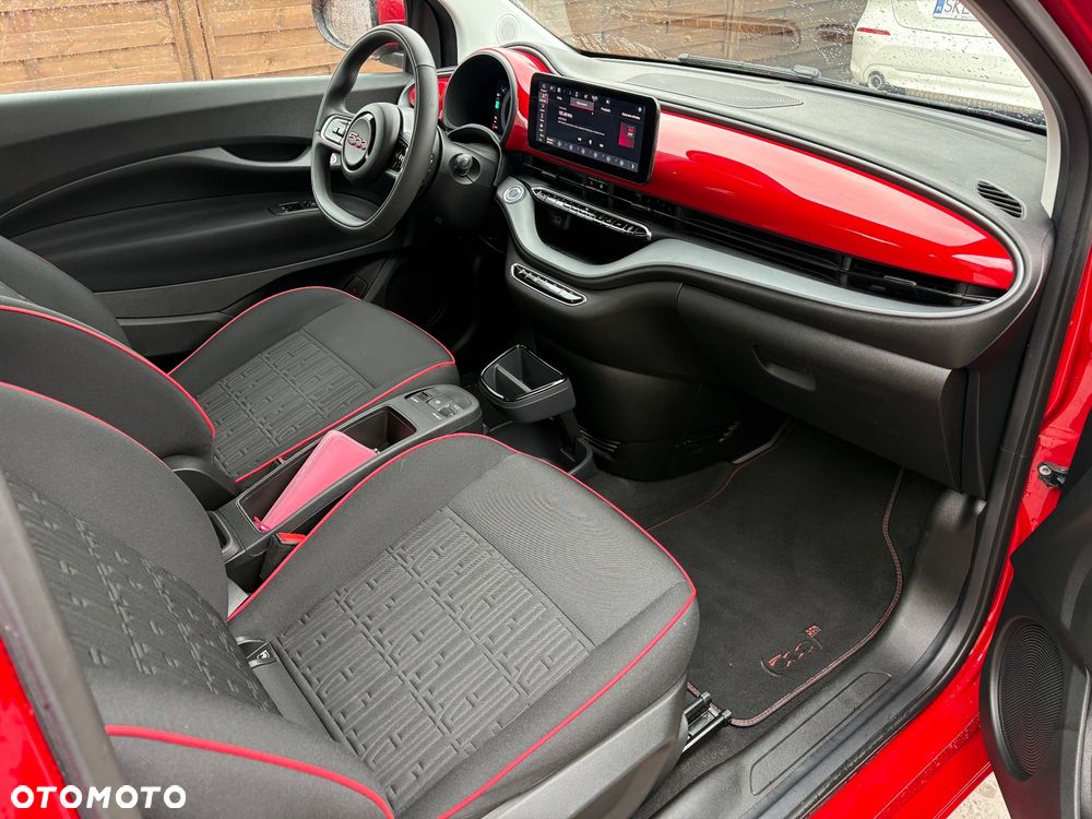 Fiat 500e RED - 6