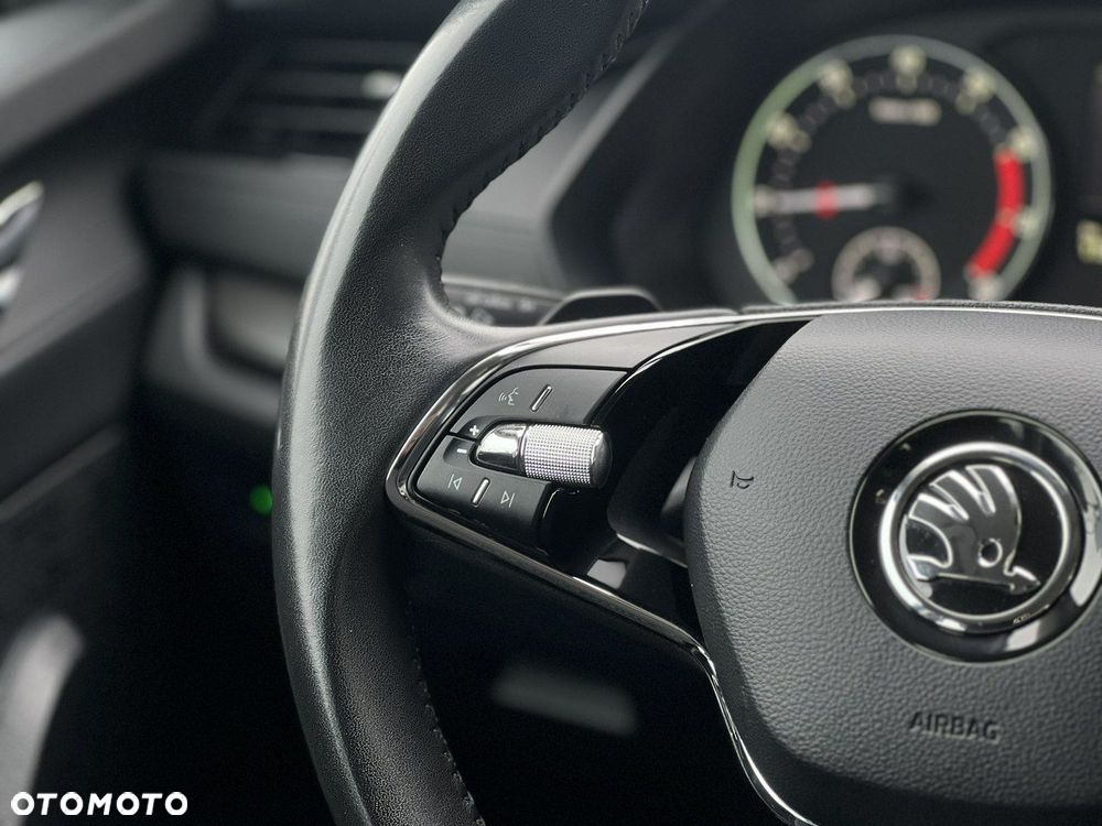 Skoda Octavia 1.0 TSI e-Tec Ambition DSG - 35