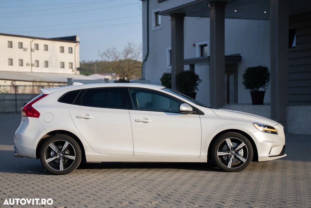 Volvo V40 - 11