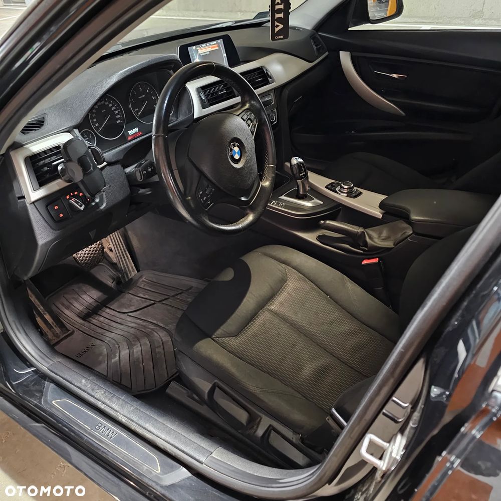 BMW Seria 3 - 6