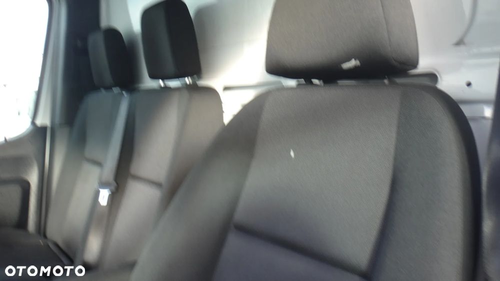 Mercedes-Benz Sprinter - 8