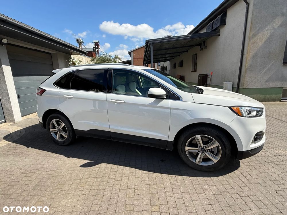 Ford Edge - 3
