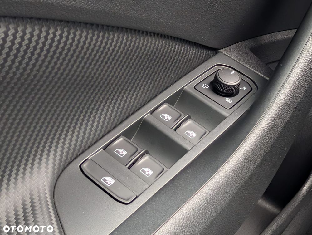 Skoda Kamiq 1.5 TSI Monte Carlo DSG - 21