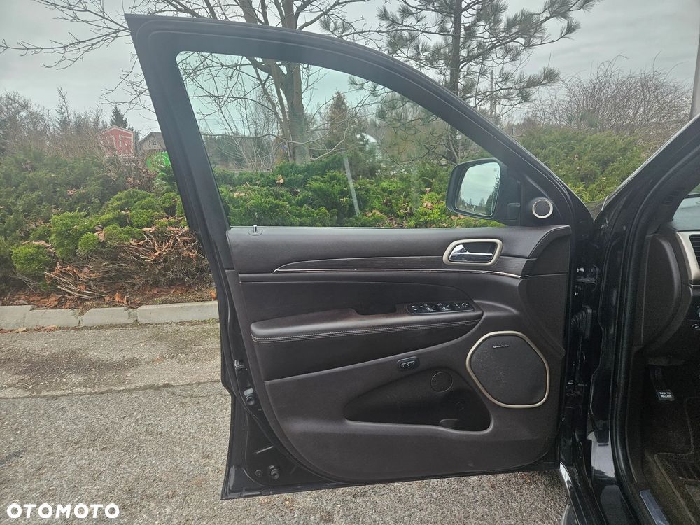 Jeep Grand Cherokee 3.0 CRD Overland Summit EU6 - 16