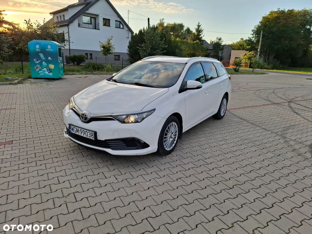Toyota Auris 1.6 Comfort - 3
