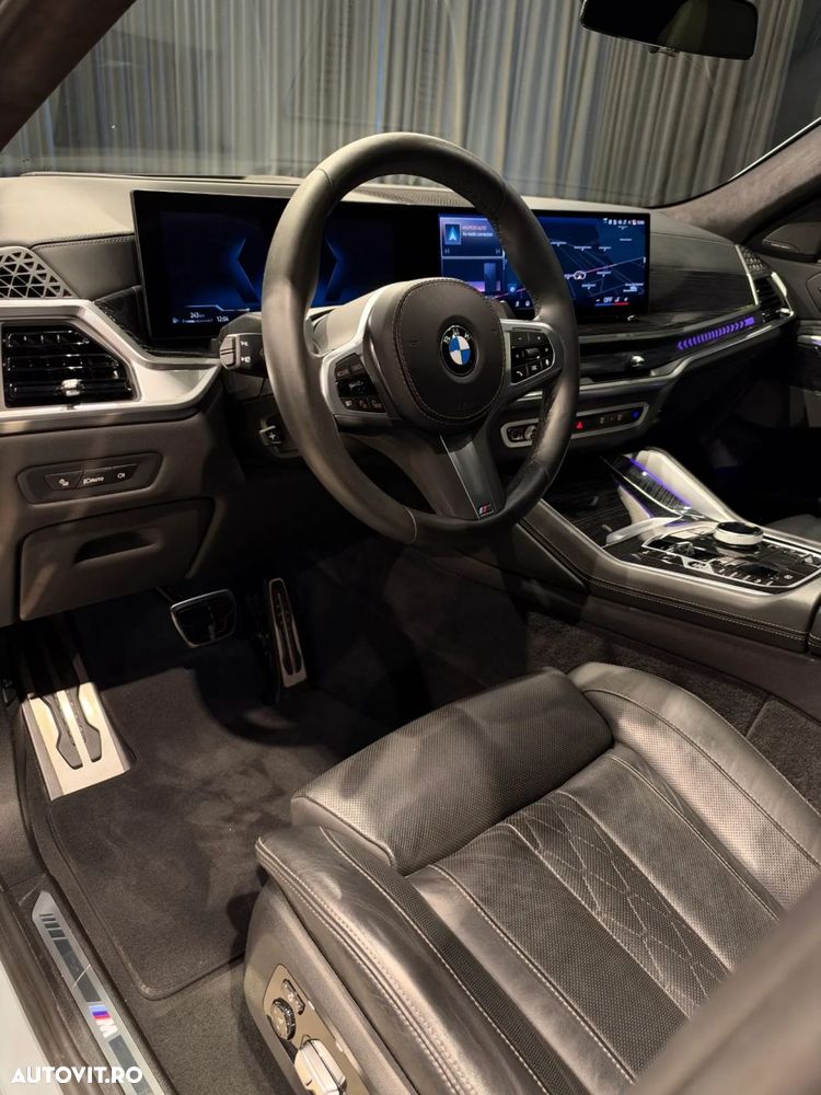 BMW X6 xDrive40i AT MHEV - 12