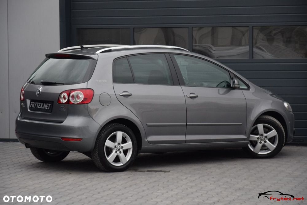 Volkswagen Golf Plus - 12