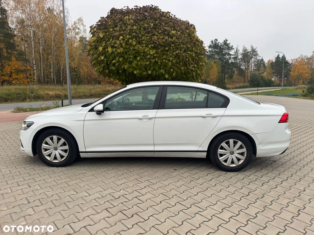 Volkswagen Passat - 6