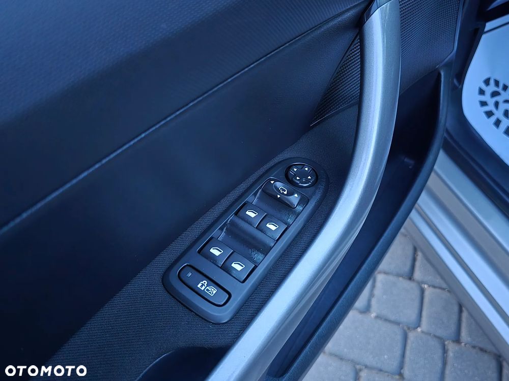 Peugeot 308 120 VTi Automatik Premium - 29
