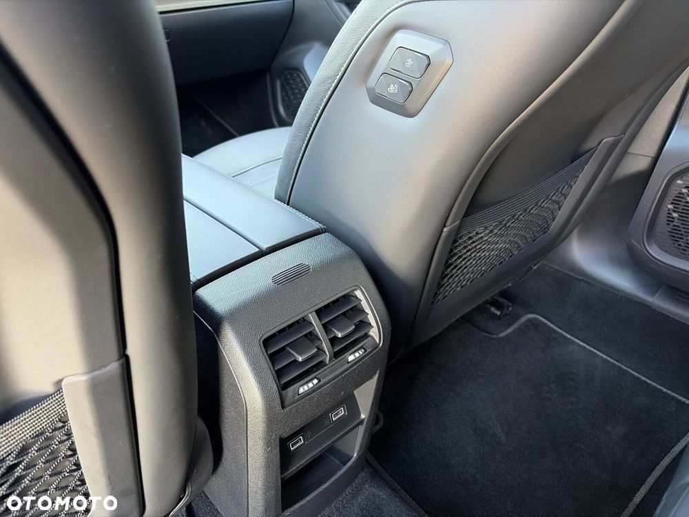 Citroën C5X 1.6 PHEV 225 Shine Pack EAT8 - 19