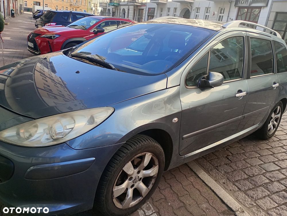Peugeot 307 - 1