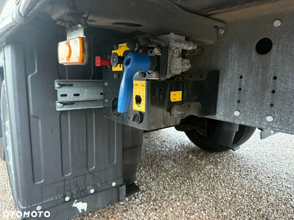 Schmitz Cargobull / VARIOS / 5 POZIOMÓW JAZDY / OŚ PODNOSZONA / P. NOWE OPONY / 385/55/22.5 - 23