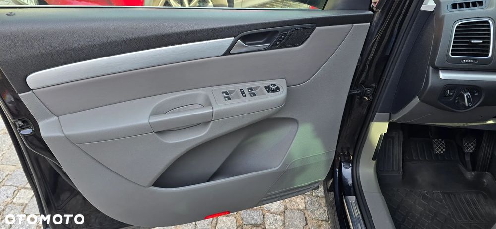 Volkswagen Sharan 2.0 TDI BlueMotion Technology Highline - 10