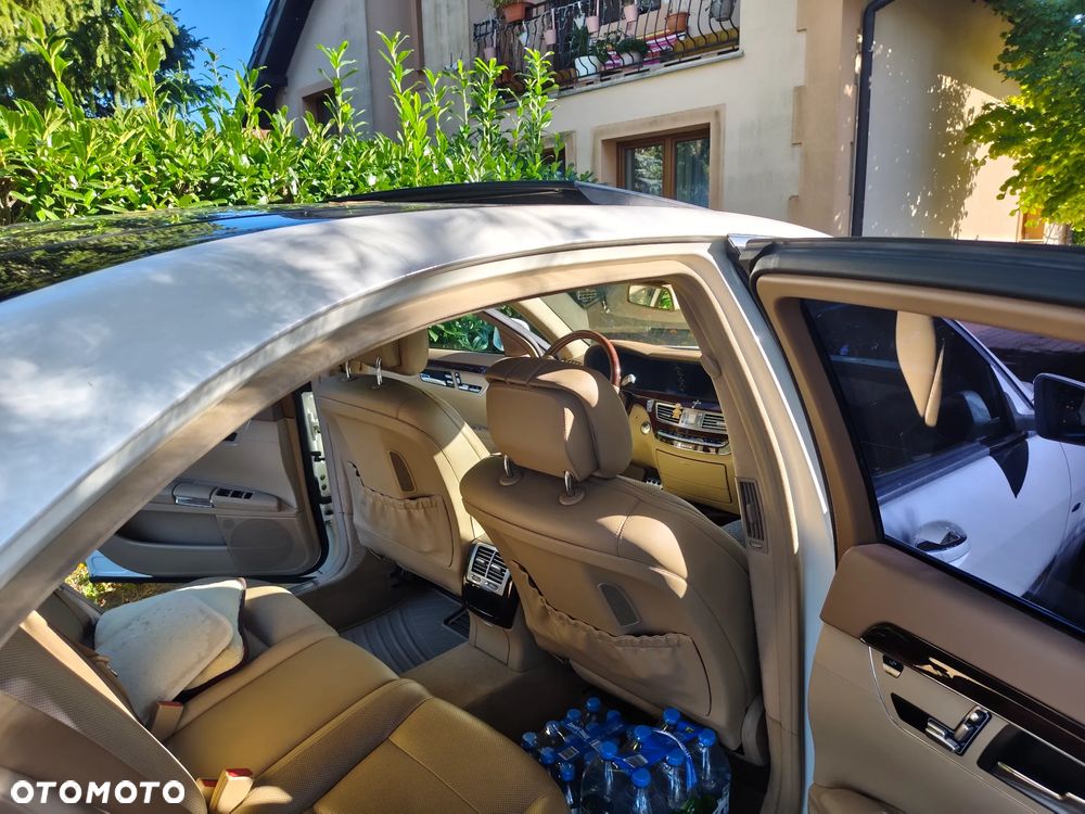 Mercedes-Benz S-Class 2010 photo 3