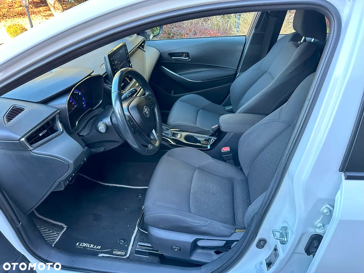 Toyota Corolla 1.8 Hybrid Comfort - 10