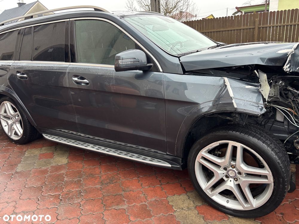 Mercedes-Benz GL - 4