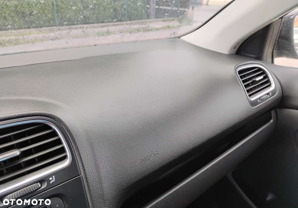 Volkswagen Golf - 20