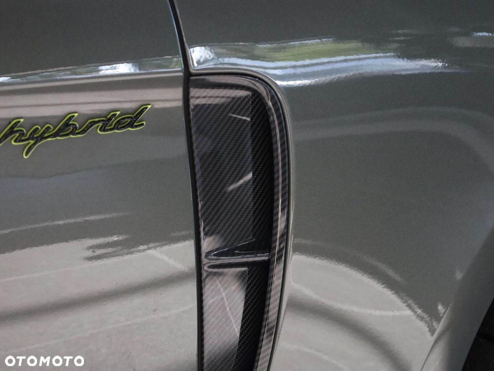 Porsche Panamera - 31