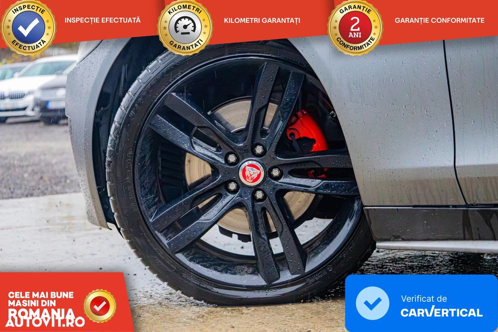 Jaguar XE 2.0 AWD R-Sport - 6