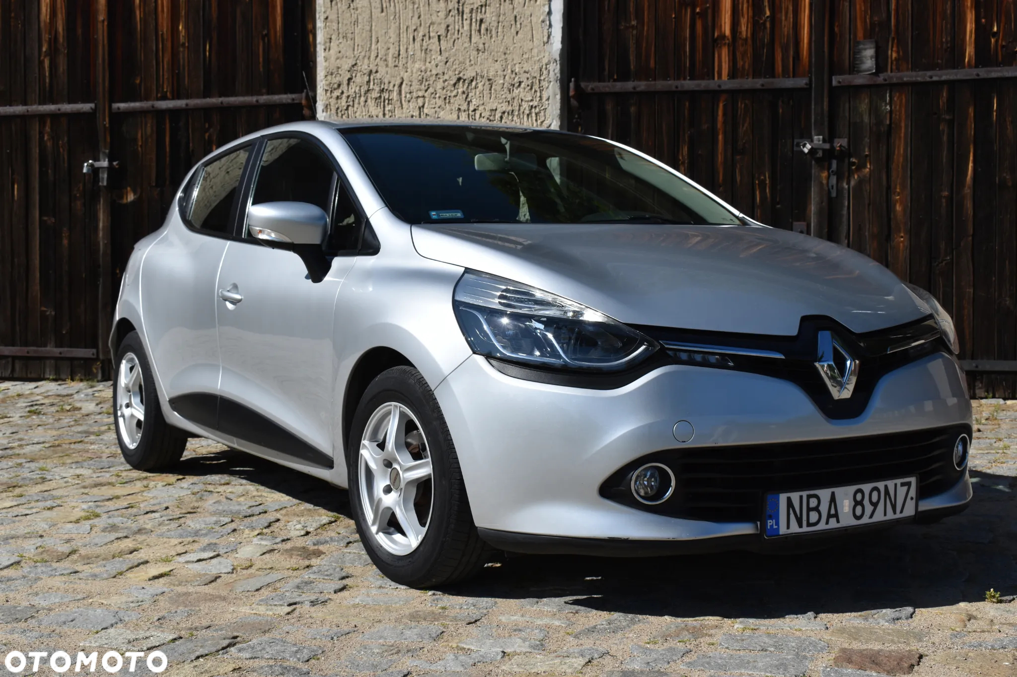 Renault Clio 1.2 16V Alize - 2