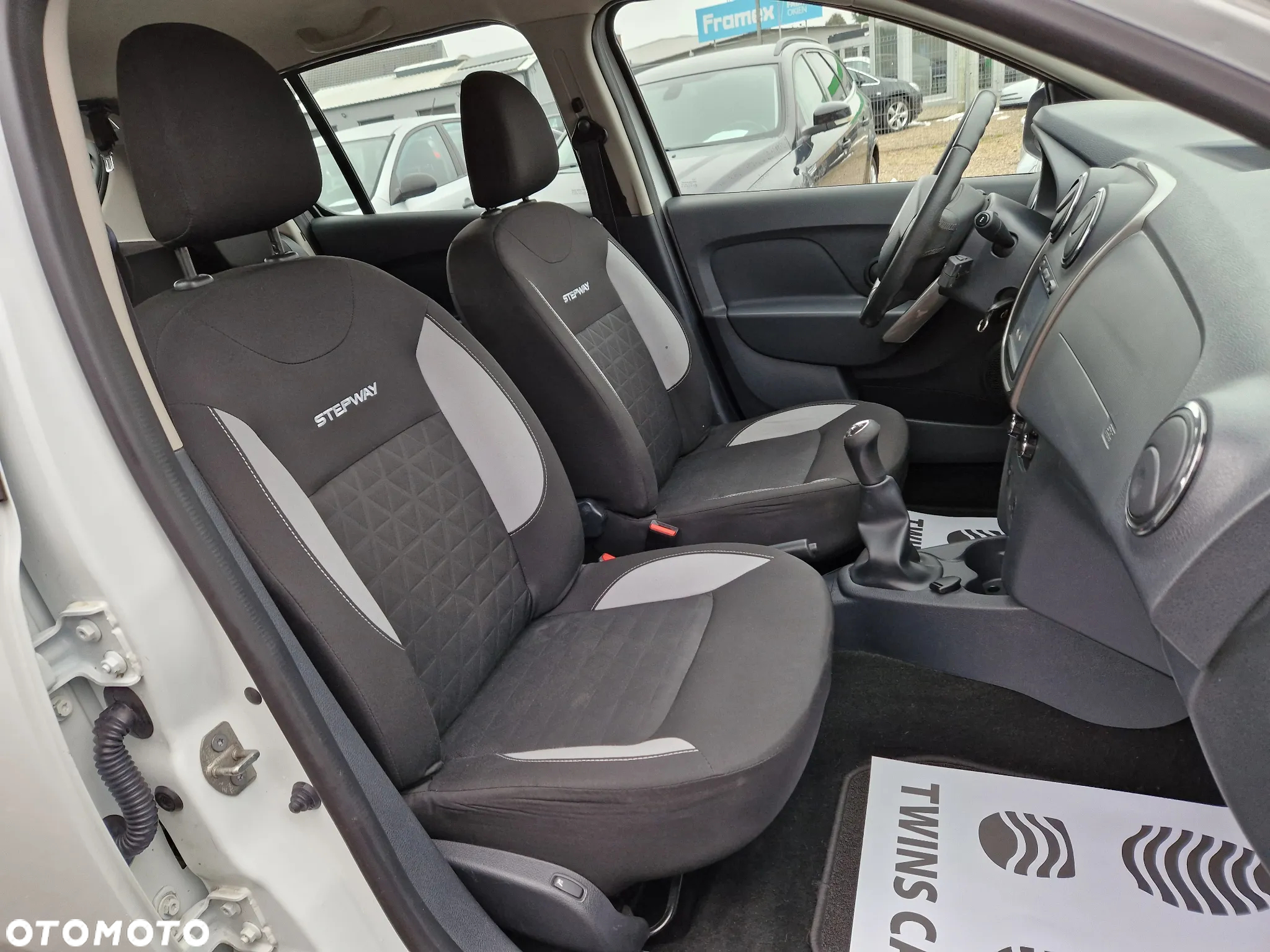 Dacia Sandero Stepway 0.9 TCe Laureate - 16