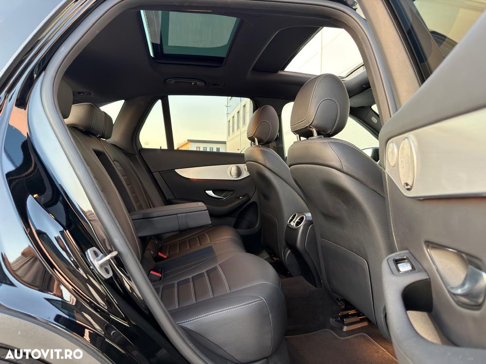 Mercedes-Benz GLC 300 de 4Matic 9G-TRONIC - 10