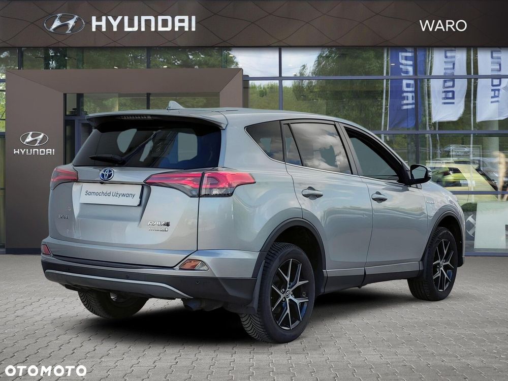 Toyota RAV4 Hybrid Premium 4x2 - 6
