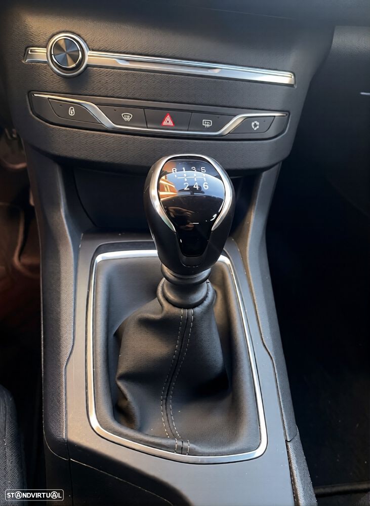 Peugeot 308 PureTech 110 Active Pack - 16