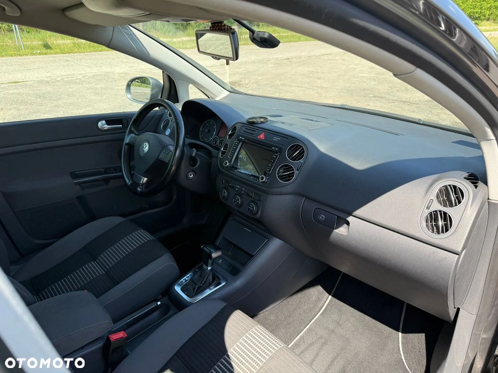 Volkswagen Golf Plus 1.9 TDI DSG United - 12