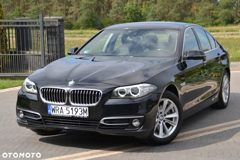 BMW Seria 5 520d Luxury Line - 14