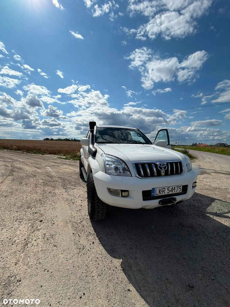 Toyota Land Cruiser - 10