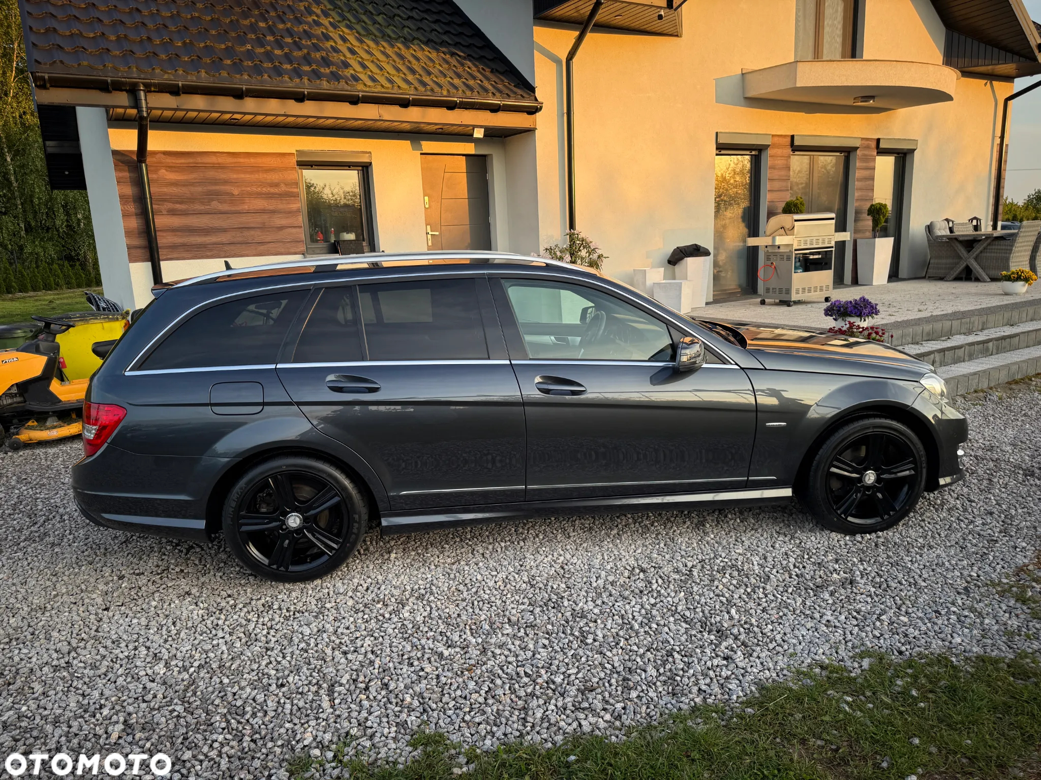 Mercedes-Benz Klasa C 200 T CDI Edition - 11