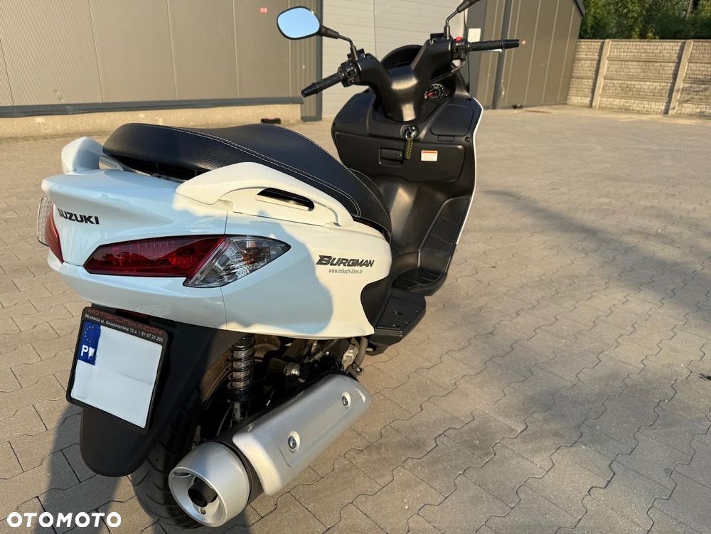 Suzuki Burgman - 6