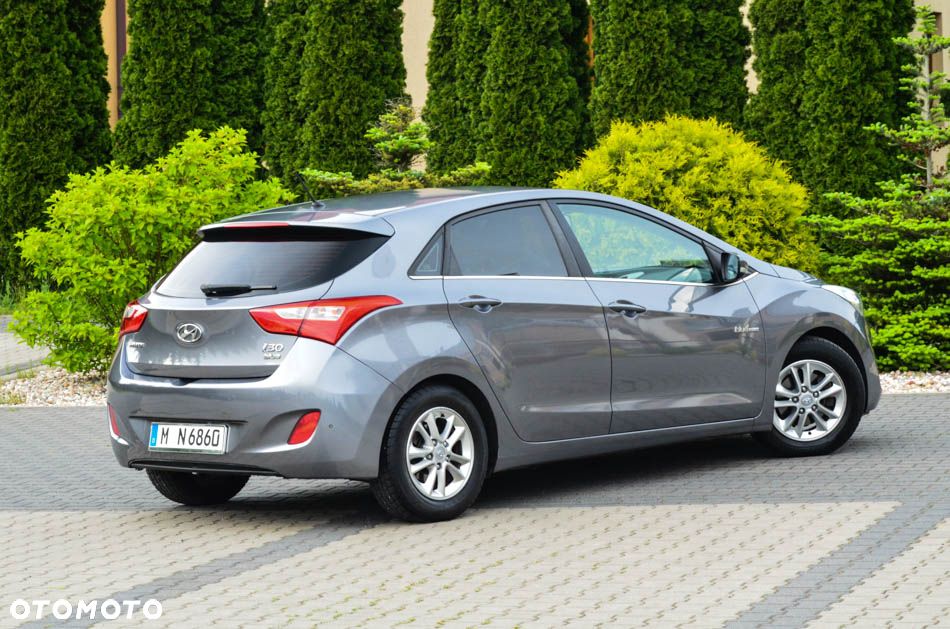 Hyundai i30 blue 1.6 CRDi Trend - 7