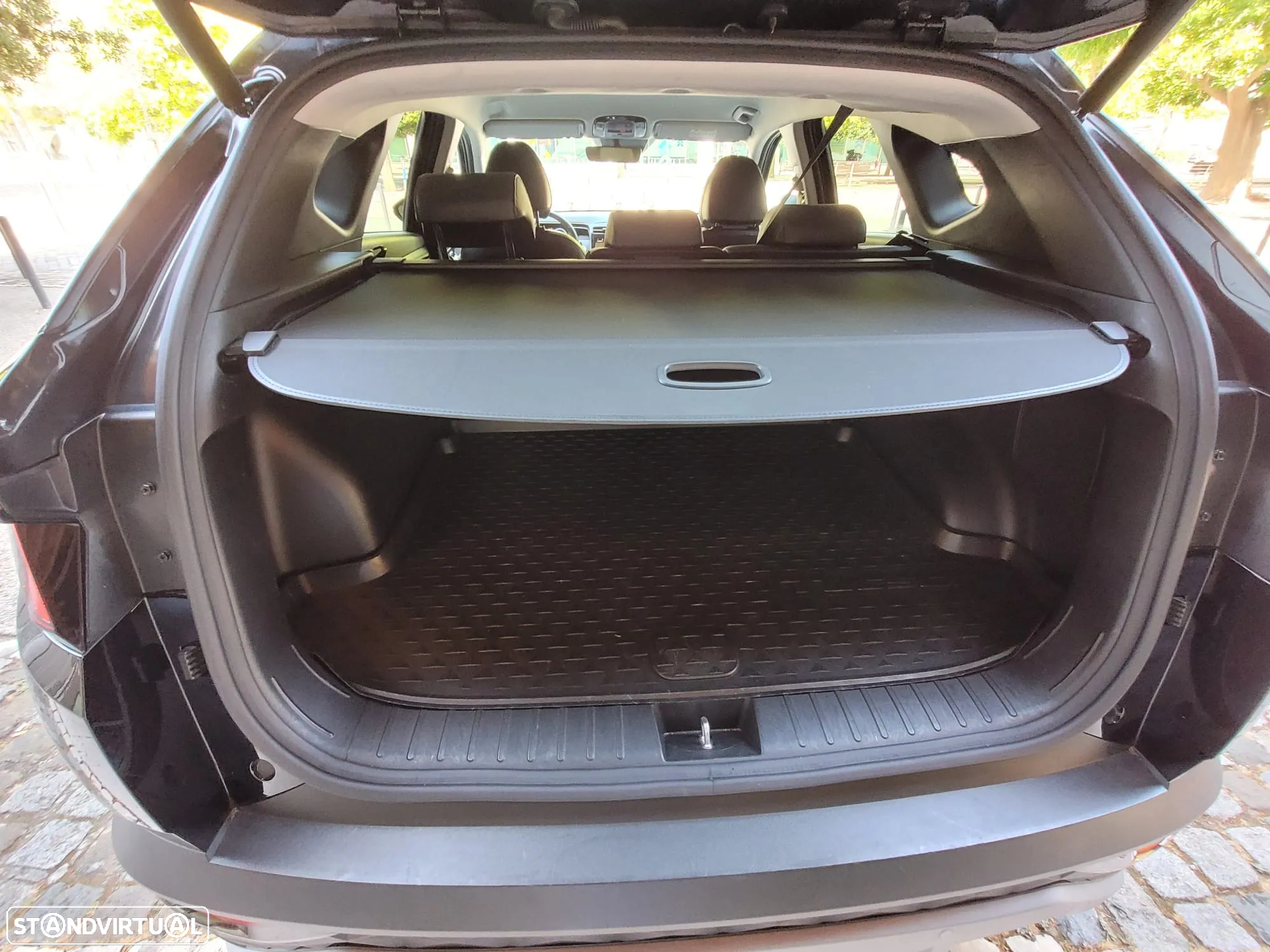 Hyundai Tucson 1.6 CRDi Vanguard DCT - 28
