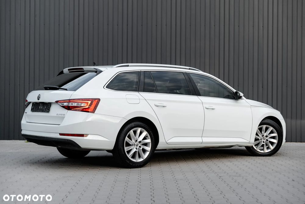 Skoda Superb 2.0 TDI Style DSG - 6