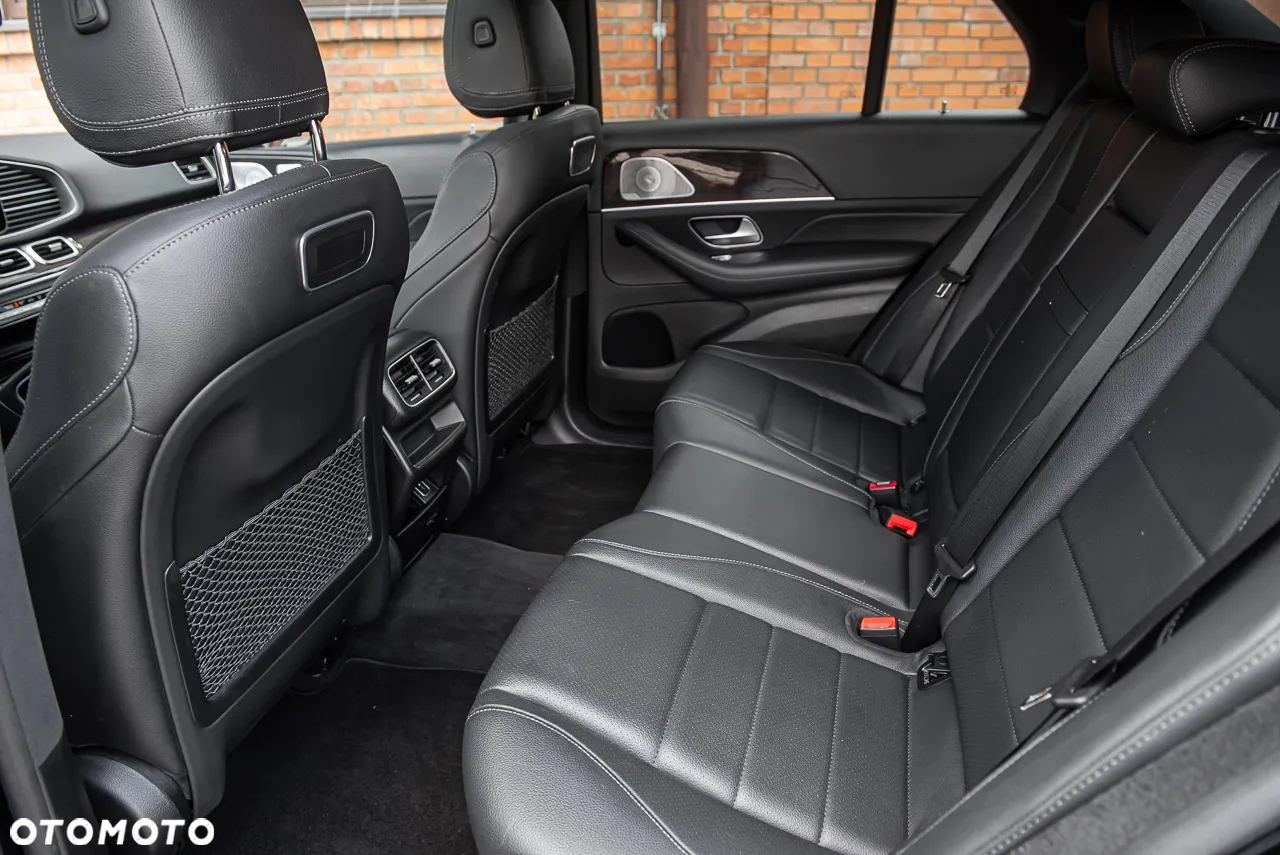 Mercedes-Benz GLE - 32