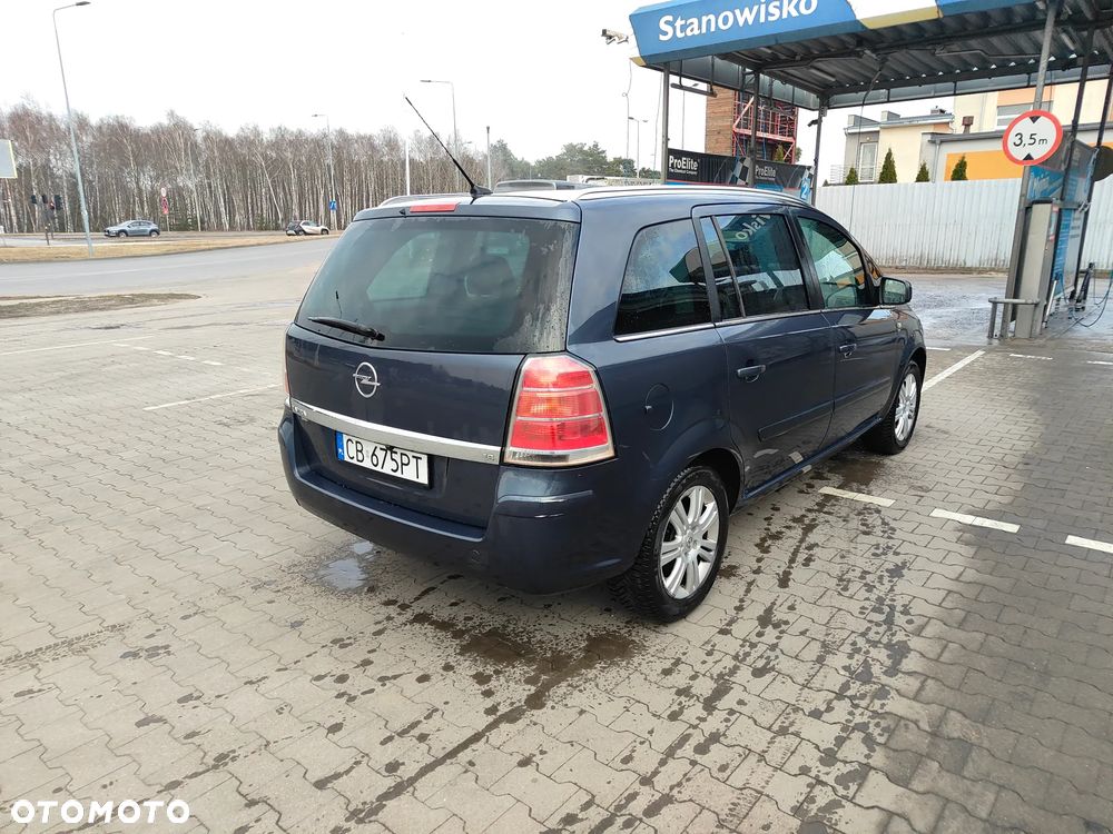 Opel Zafira 1.8 - 8