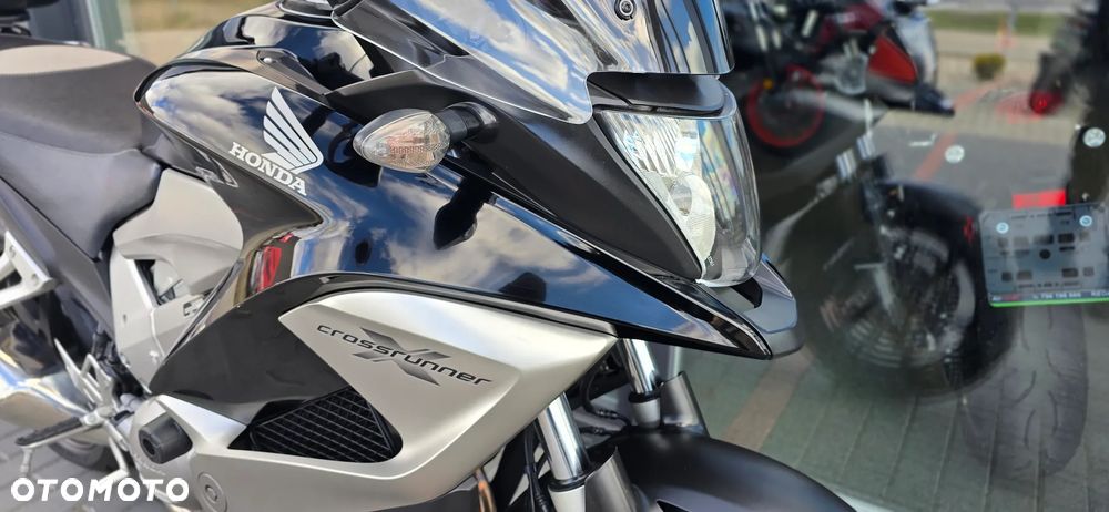 Honda VFR - 8