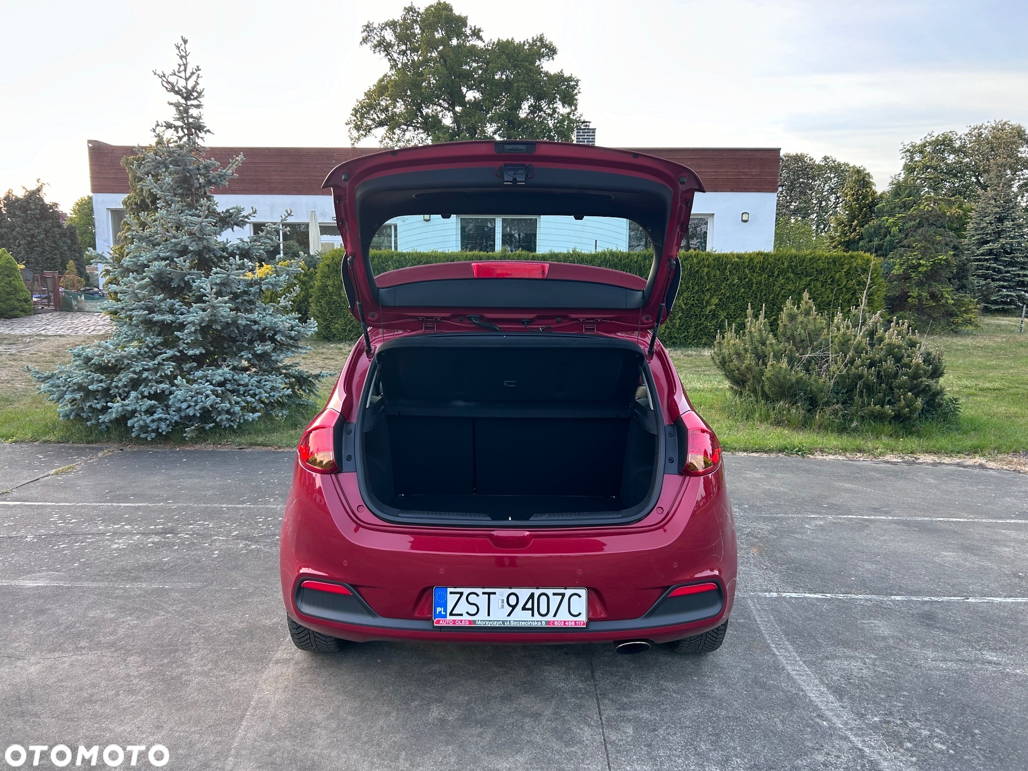 Kia Ceed 1.6 GDI DCT SW Platinum Edition - 16