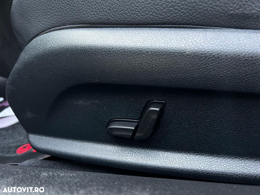 Mercedes-Benz E - 12