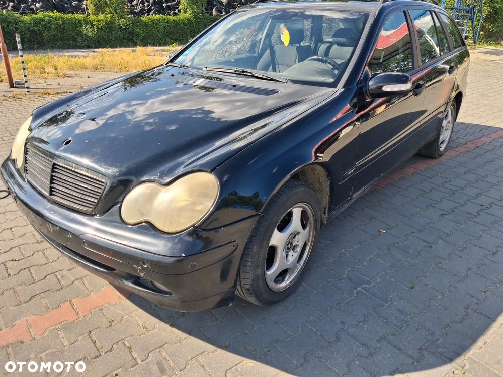 Mercedes C klasa W203 KOMBI silnik kompletny 1.8 Kompresor 143 KM OM271.946 271946 skrzynia biegów 716.628 drzwi maska klapa zderzak błotnik kolor czarny 040 lampa maglownica pompa wspomagania sprężarka dyfer wał napędowy półoś zwrotnica sterownik czujnik moduł wiązka przewód blenda szyba podszybie radio panel sterowania pompa pompka abs paliwa kierownica manetka włącznik fotel schowek zegary głośnik alternator rozrusznik cewka zbiorniczek sprężarka klimatyzacji klamka zamek zacisk hamulcowy mechanizm chłodnica pas przedni boczek lusterko silniczek sanki belka zawrotnica mcperson NA CZĘŚCI - 11