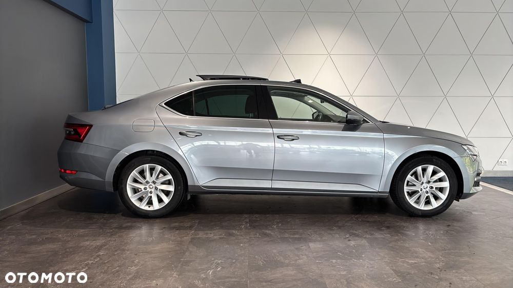 Skoda Superb 1.5 TSI Ambition DSG - 6