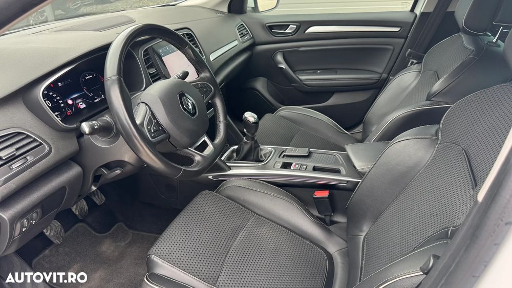 Renault Megane BLUE dCi Intens - 10
