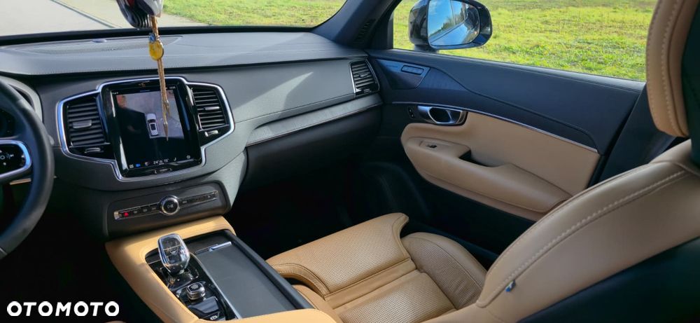 Volvo XC 90 B5 D AWD Plus Dark 7os - 16