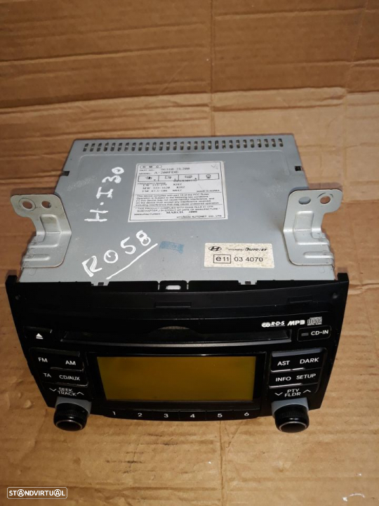 HIUNDAY I30 RADIO R058 - 2