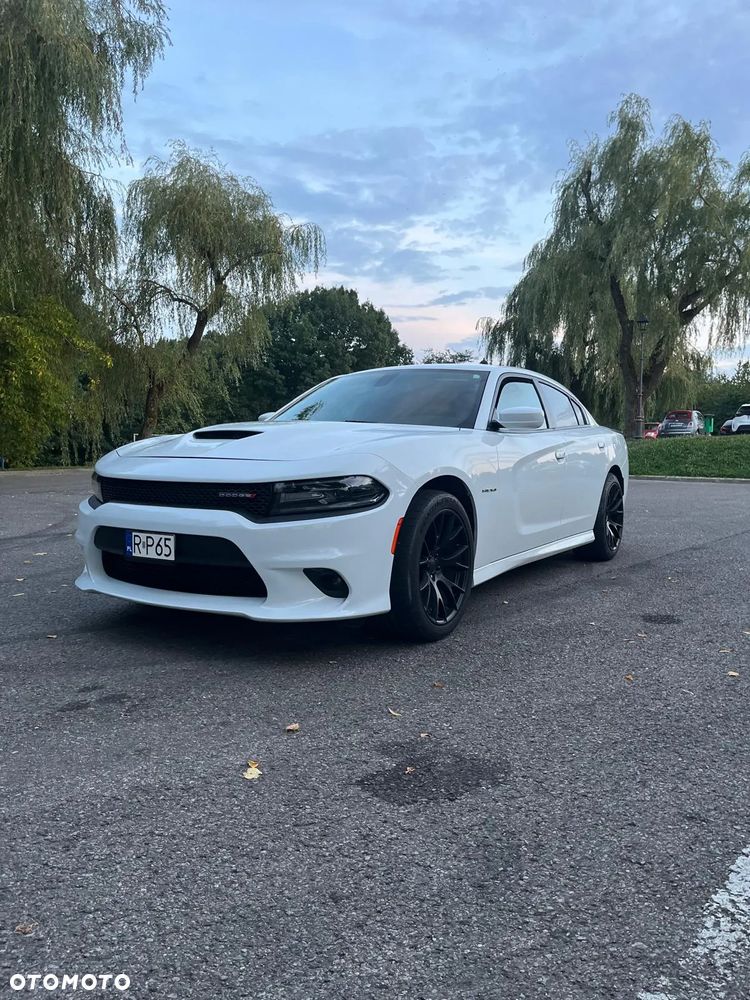 Dodge Charger - 1